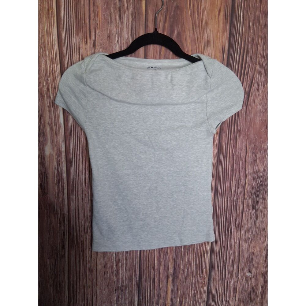 Old navy snug boatneck cap sleeve t shirt size small petite minimalist casual
